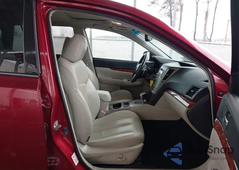 2011 Subaru Outback 2.5I Limited из США, поврежденный, VIN 4S4BRBKC2B3367321